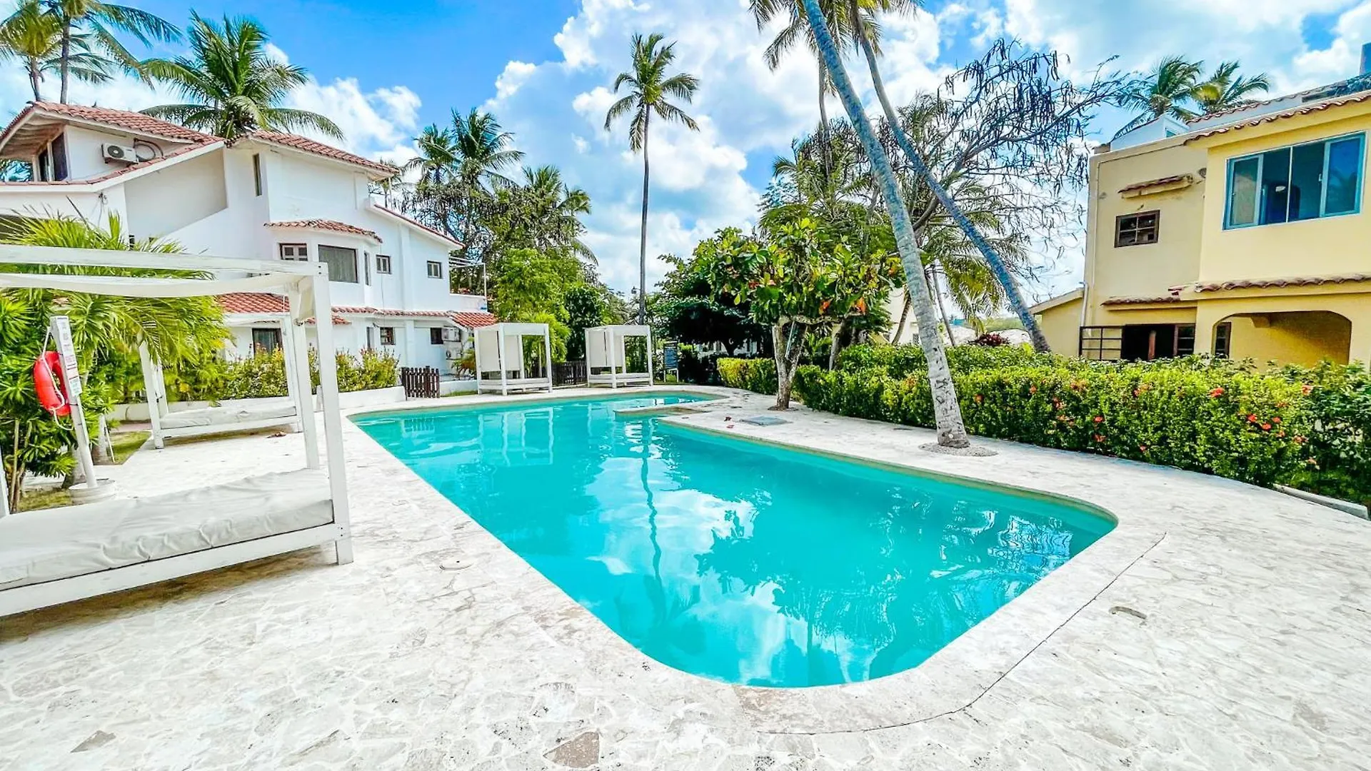 Skyline Ocean Breeze Hotel With View Los Corales Bbq Wifi Beach Club & Spa Punta Cana