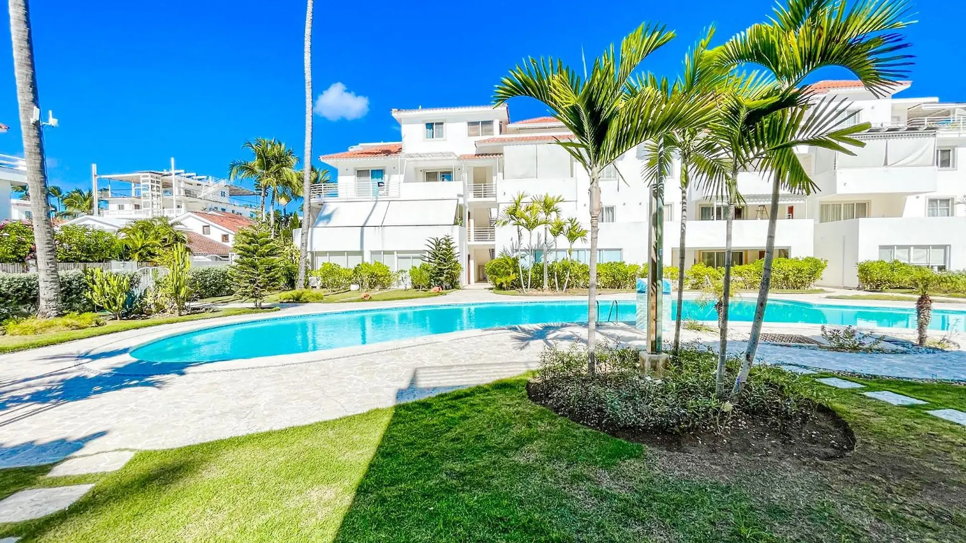 Skyline Ocean Breeze Hotel With View Los Corales Bbq Wifi Beach Club & Spa Punta Cana 5*,