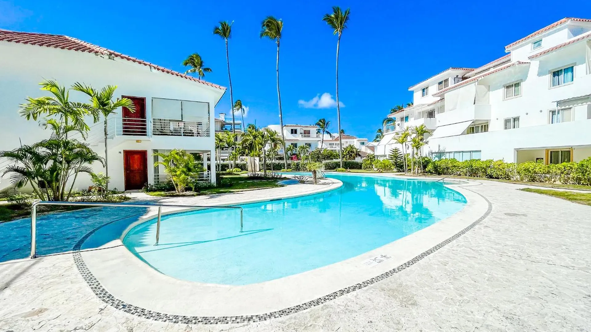 Skyline Ocean Breeze Hotel With View Los Corales Bbq Wifi Beach Club & Spa Punta Cana