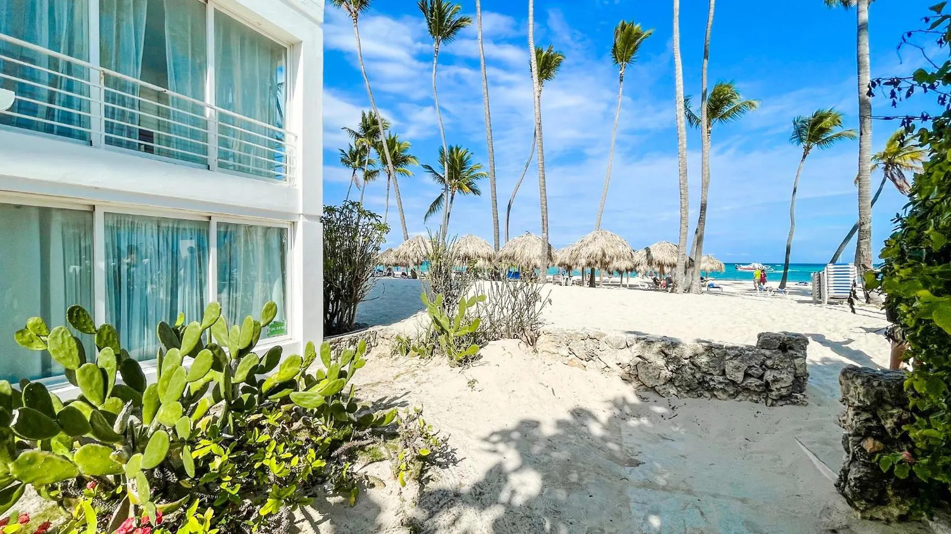 Skyline Ocean Breeze Hotel With View Los Corales Bbq Wifi Beach Club & Spa Punta Cana Dominican Republic