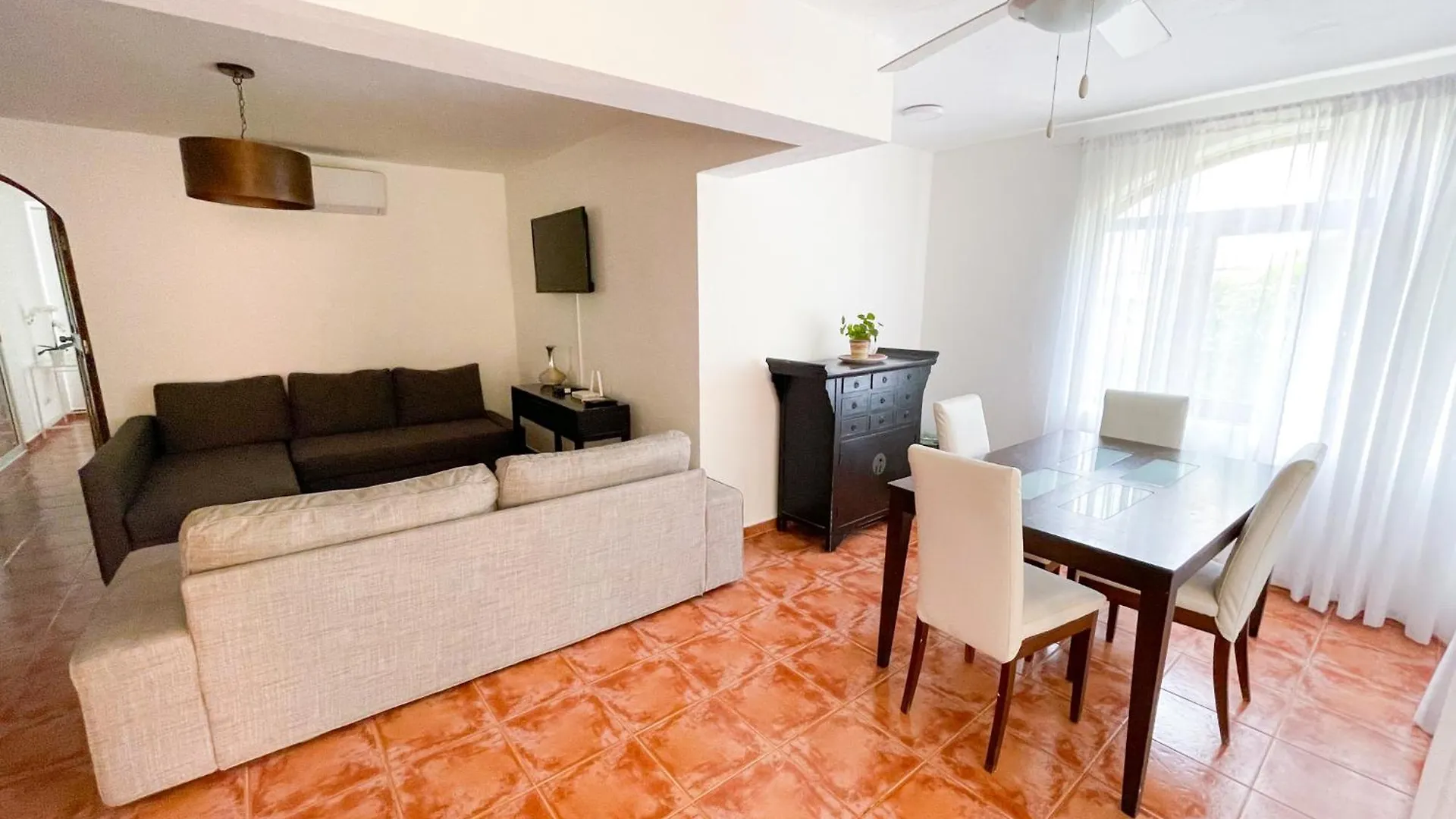 Skyline Ocean Breeze Hotel With View Los Corales Bbq Wifi Beach Club & Spa Punta Cana